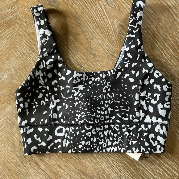 IVL Collective Leopard Print Power Sports Bra in Cashmere Blue size 4 - Picture 3 of 7